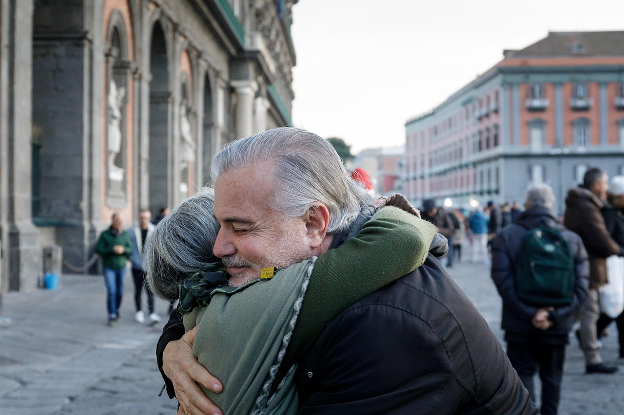 Happy senior couple at home — illustrating this Medicare guide